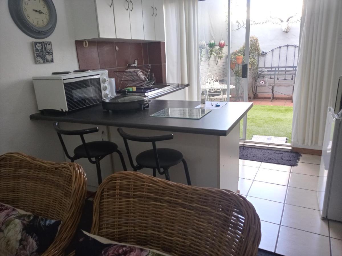 Grace Apartment Претория Екстериор снимка
